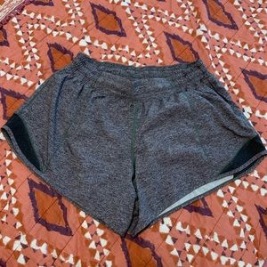 LuluLemon Hotty Hot 2.5”